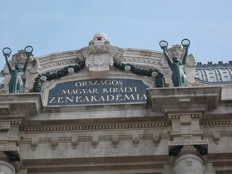 A Liszt Ferenc téri Zeneakadémia szecessziós főhomlokzata